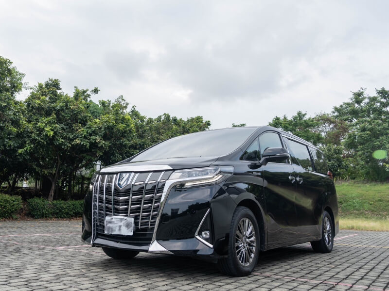 ALPHARD Daily Self-Drive Rental